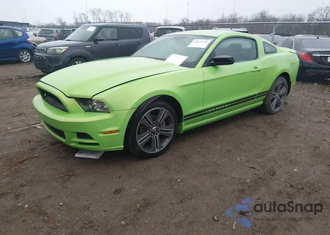 2013 Ford Mustang V6 Premium z USA, uszkodzony, nr VIN 1ZVBP8AM0D5263292
